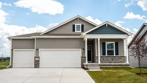 Exterior - 17613 Phoebe St, Bennington, NE 68007 photo 3 of 4
