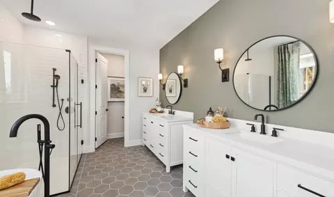 Bath - 11441 Wulstone Rd, Haslet, TX 76052 photo 7 of 9