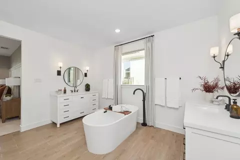 Bath - 11441 Wulstone Rd, Haslet, TX 76052 photo 1 of 9