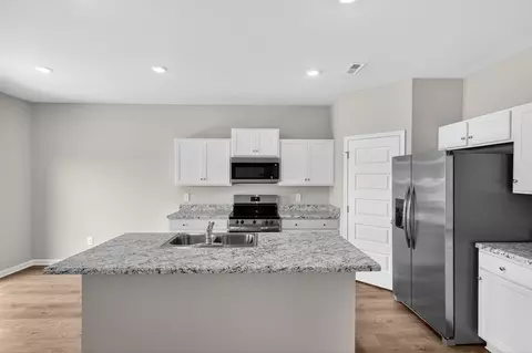 Kitchen - 1025 John Ave, Trinity, AL 35673 photo 1 of 8