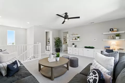 Entry Way - 5737 Pathway Dr, Fairfield, CA 94533 photo 5 of 13
