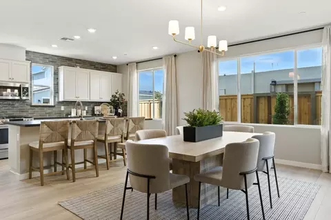 Dining - 5737 Pathway Dr, Fairfield, CA 94533 photo 2 of 9