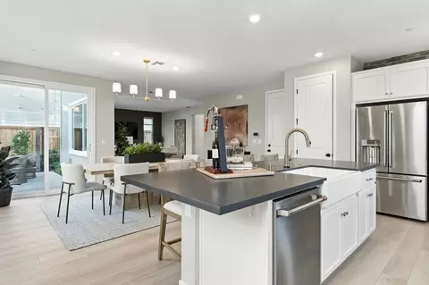 Kitchen - 5737 Pathway Dr, Fairfield, CA 94533 photo 2 of 13
