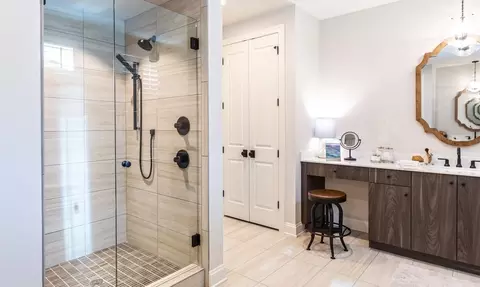 Bath - 1672 Shearer Rd, Davidson, NC 28036 photo 5 of 7