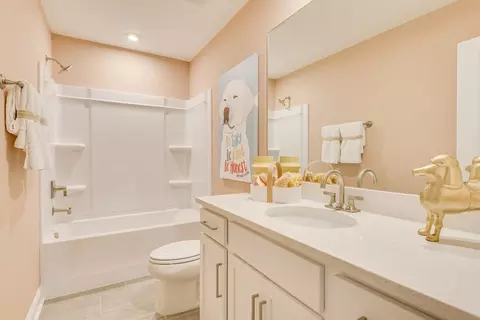 Bath - 3123 Wainwright Ct, Florence, SC 29501 photo 7 of 7