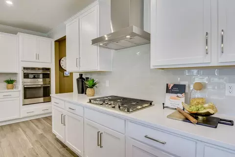 Kitchen - 3123 Wainwright Ct, Florence, SC 29501 photo 6 of 7