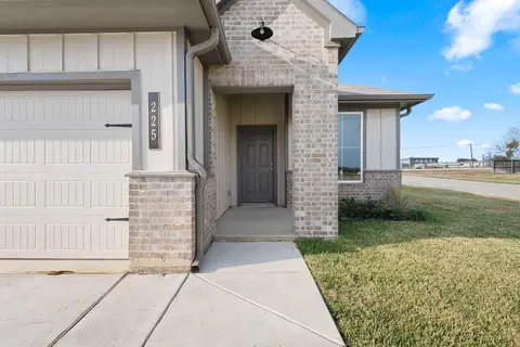 608 N Fork Ranch Rd, Waco, TX 76705