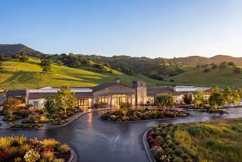 3157 Woody Way, Hollister, CA 95023
