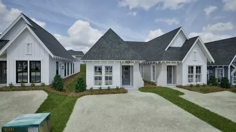 1025 Hunters Way, Opelika, AL 36801