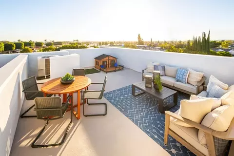 Exterior - 901 E Katella, Orange, CA 92867 photo 2 of 2