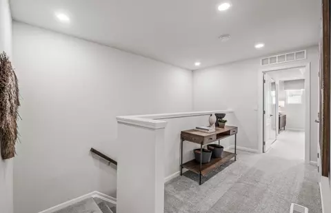 Entry Way - 5506 E Spaniel Dr, Ann Arbor, MI 48108 photo 4 of 5