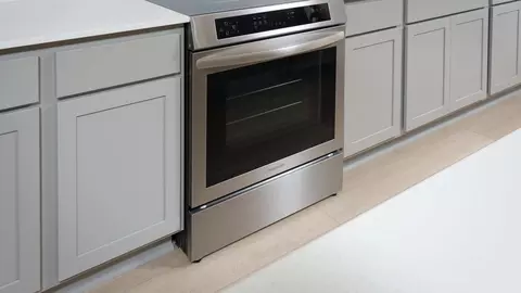 Kitchen - 2031 Seraphina St, Galt, CA 95632 photo 3 of 5