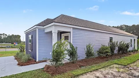 Exterior - 4029 Chase Dr SW, Supply, NC 28462 photo 3 of 8