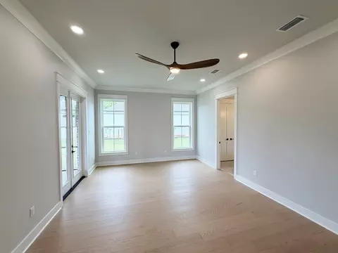 Living - 25 W Perseverance Pt, Freeport, FL 32439 photo 6 of 6