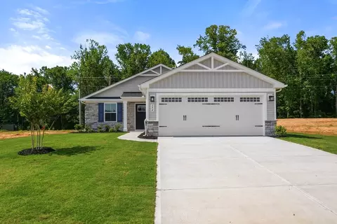 136 Villanova Dr, Gray Court, SC 29645