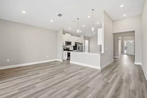 Living - 13610 Cornerstone Way, Parrish, FL 34219 photo 4 of 5