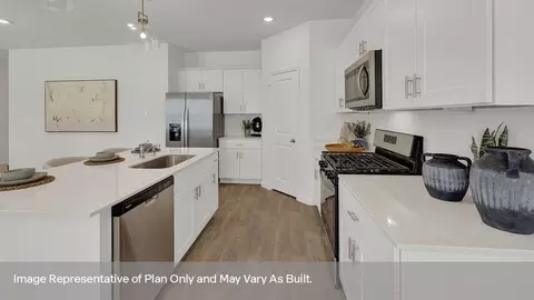 Kitchen - 430 Denali Dr, Kyle, TX 78640 photo 2 of 3