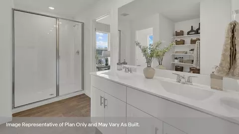 Bath - 430 Denali Dr, Kyle, TX 78640 photo 3 of 6
