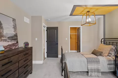 Bedroom - 437 Mossy Brook Dr, O'fallon, MO 63366 photo 7 of 8