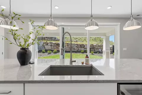 Kitchen - 5717 W Oxton St, Eagle, ID 83616 photo 2 of 6
