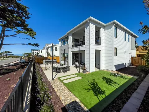 Exterior - 98 8th St, Marina, CA 93933 photo 6 of 8