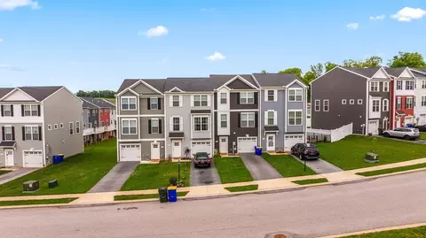 2 Hudson Blvd, Red Lion, PA 17356