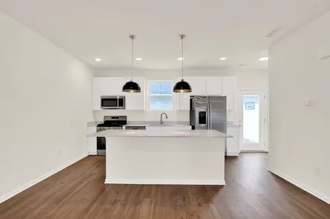 Kitchen - 2644 Marjorie Ln, Plainfield, IN 46168 photo 2 of 4