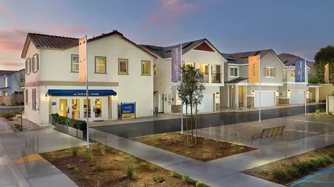 33535 Mission Trl UNIT 60, Wildomar, CA 92595