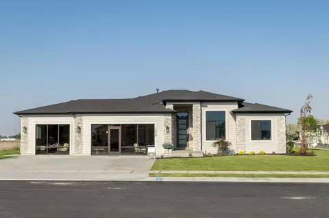 Exterior - 200 S 1000 E, Smithfield, UT 84335 photo 4 of 4