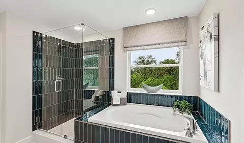 Bath - 2029 Hammock Trace Dr, Parrish, FL 34219 photo 2 of 3