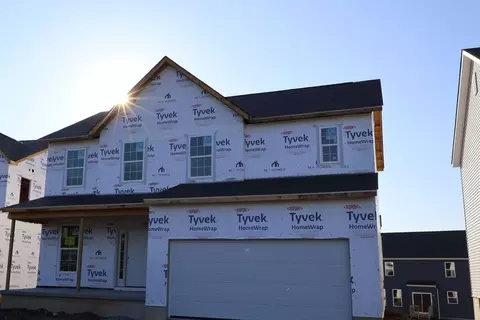 1111 Jeffrey Ln, Grove City, OH 43123