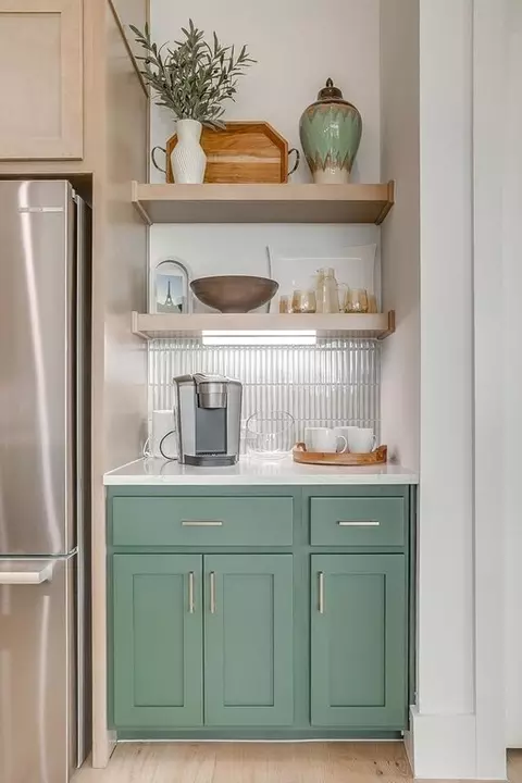 Kitchen - 101 Lantern Ridge Dr, Aledo, TX 76008 photo 5 of 9