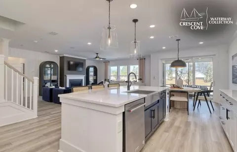 Kitchen - 204 River Edge Dr, Myrtle Beach, SC 29588 photo 5 of 7