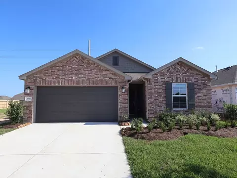1090 Garnet Star Dr, La Marque, TX 77568