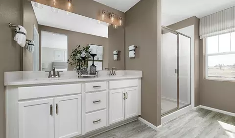 Bath - 4089 Estrella St, Brighton, CO 80601 photo 1 of 6