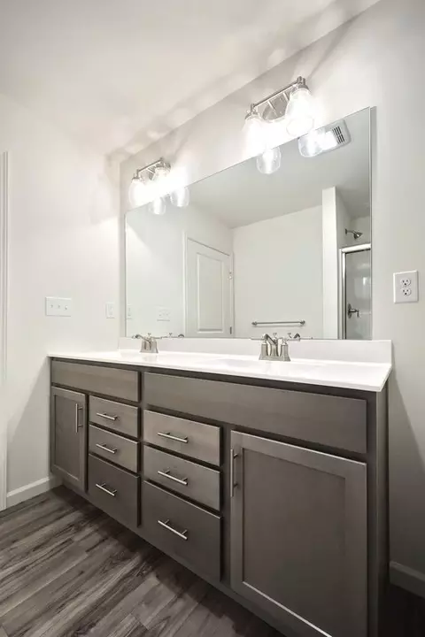 Bath - 6320 Liam Dr, Spring Grove, PA 17362 photo 2 of 7