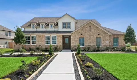 12006 St Augustine Dr, Mont Belvieu, TX 77535