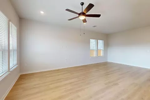Living - 13101 Mazzone Dr, Manchaca, TX 78652 photo 2 of 3