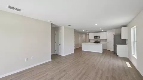 Living - 17943 Wheat Stack Ct, Parrish, FL 34219 photo 2 of 3