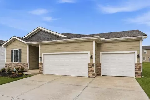 409 SW Mulberry Ct, Blue Springs, MO 64014
