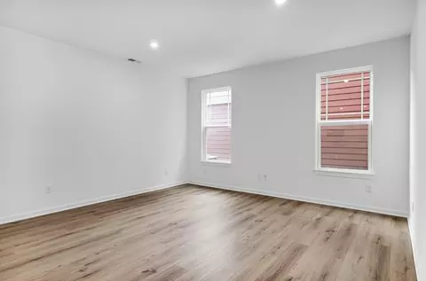 Living - 2886 Evergreen Ave, Plainfield, IN 46168 photo 1 of 8