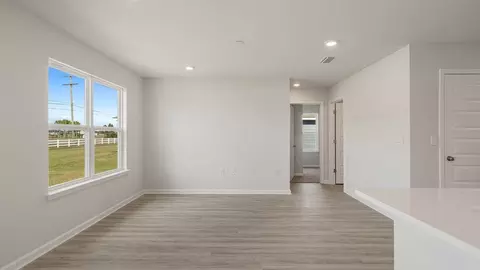 Living - 106 Dockside Rd, Freeport, FL 32439 photo 2 of 4