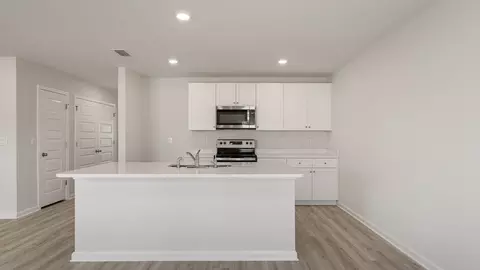 Kitchen - 106 Dockside Rd, Freeport, FL 32439 photo 2 of 5
