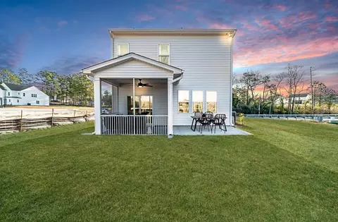 Exterior - 502 Midsummer St, Aberdeen, NC 28315 photo 5 of 11