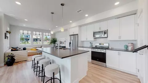 Kitchen - 2631 E 102nd Pl, Thornton, CO 80229 photo 5 of 5