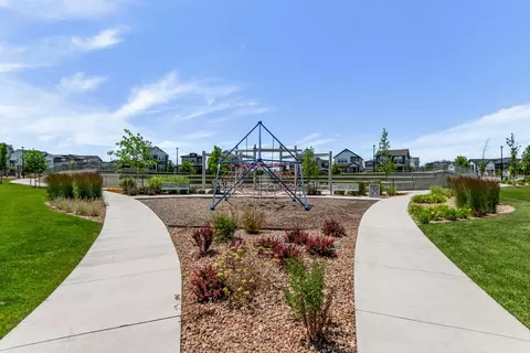Exterior - 2631 E 102nd Pl, Thornton, CO 80229 photo 19 of 23