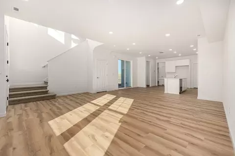 Living - 2631 E 102nd Pl, Thornton, CO 80229 photo 3 of 17