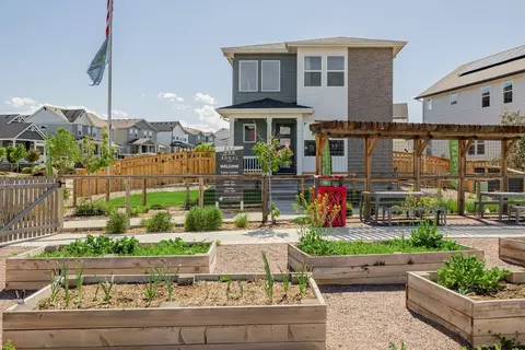 View/Area - 2631 E 102nd Pl, Thornton, CO 80229 photo 1 of 9