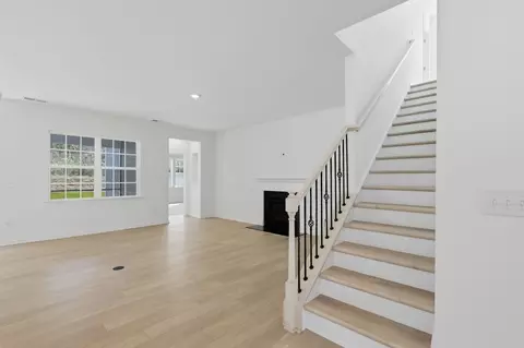 Living - 5476 Redbud Rd, Lancaster, SC 29720 photo 2 of 4