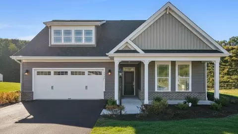 1004 Lakeshore Dr, Economy, PA 15005